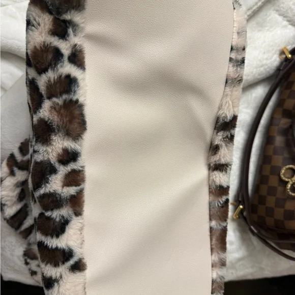 SOLD 
Juicy Couture Leopard Print Faux Fur Tote - Picture 6 of 6